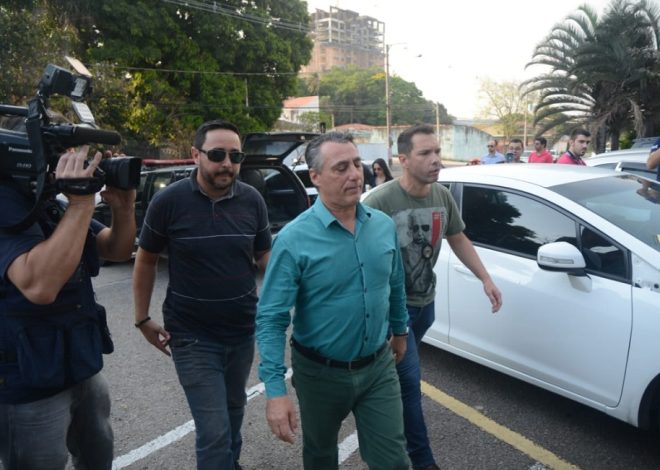 Ex-prefeito é preso recebendo propina na prefeitura de Araçariguama
