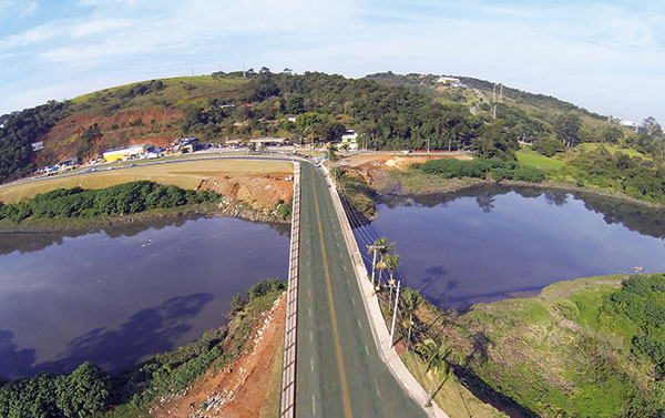 Chuvas em Santana de Parnaíba – INTERDIÇÃO MOMENTÂNEA DA PONTE SOBRE O RIO TIETÊ
