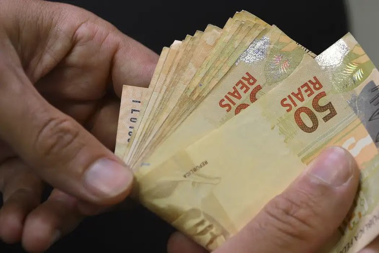Crédito do Trabalhador ultrapassa 40 milhões de simulações. Saiba como funciona